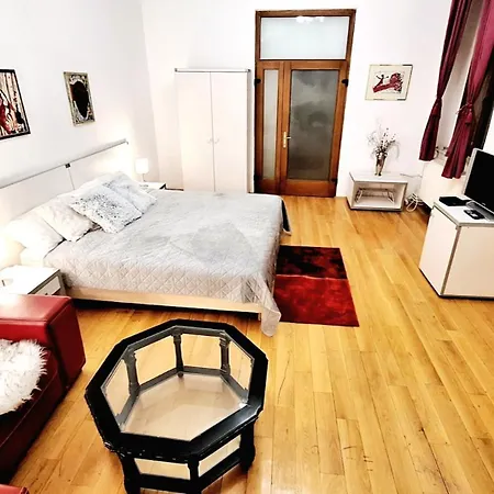 Ada Oldtown 6 Lägenhet Braşov