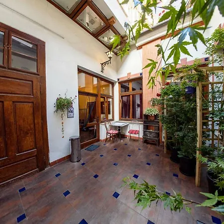 Ada Old Town 6 Брашов